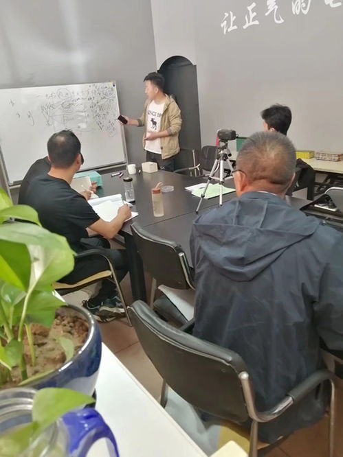 收獲九月，電池技術交流學習班開啟，共謀技術轉讓新篇章